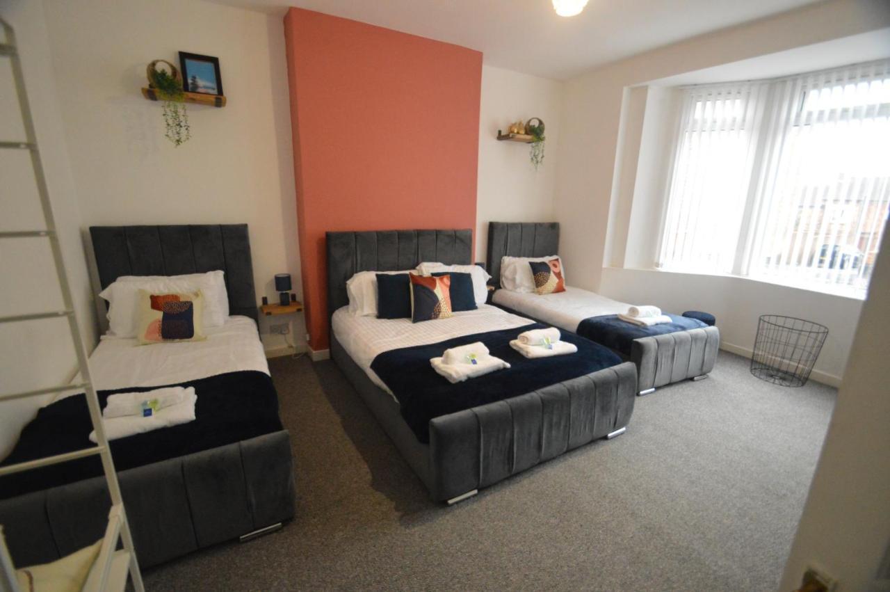 Spacious And Homely 2 Bedroom Flat - Suitelivin Gateshead Exterior foto